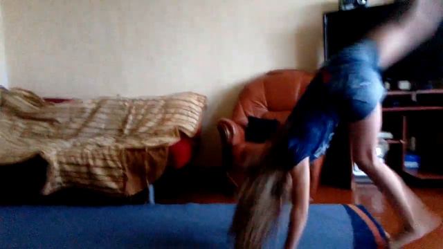 Переворот назад. смотреть онлайн