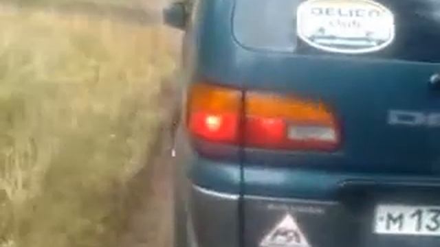 Дэлика краш-тест Митсубиси. видео 2 смотреть онлайн