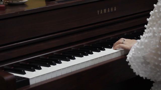 last of us classic piano version смотреть онлайн