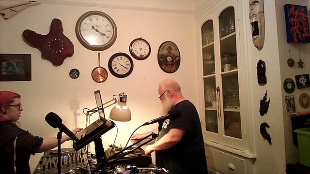 Digital.....Vinyl Mash Up смотреть онлайн