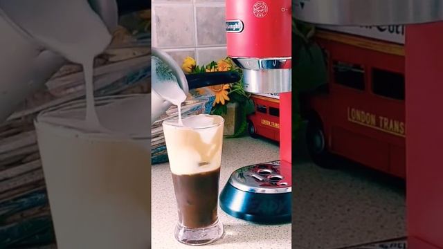 cappuccino freddo and DeLonghi Dedica EC685 смотреть онлайн