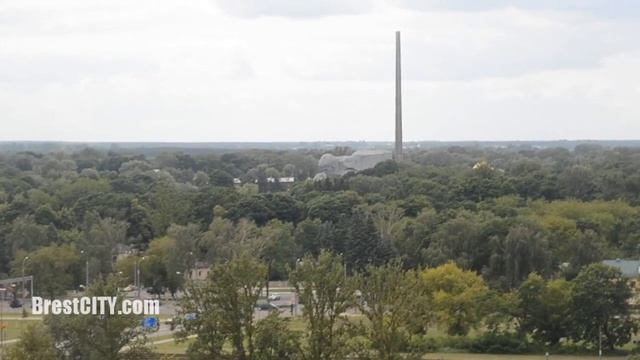 Новое колесо обозрения открыли в Брестском парке. смотреть онлайн