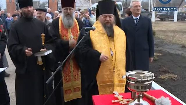 На храме в селе Черкасском установили памятную доску Виктору Лазуткину смотреть онлайн