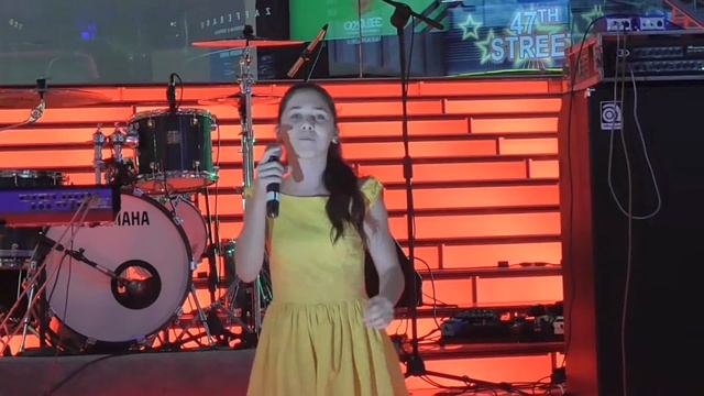 " БЕЛЫЙ СНЕГ" - САБИНА МУСТАЕВА - Принцесса на красной лестнице смотреть онлайн