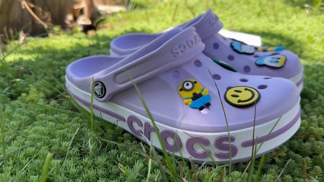 Распаковка и обзор - Оригинальные Crocs из Китая. Покупка на Pinduoduo. Две пары Крокс за 32$. смотреть онлайн