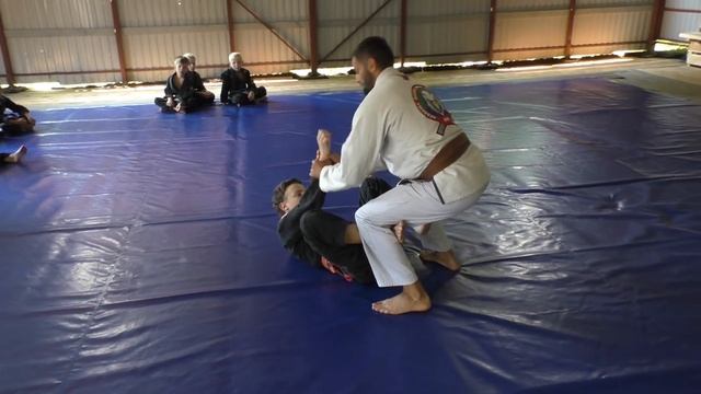 GARD PASS простые и эффективные проходы открытого гарда в BJJ смотреть онлайн