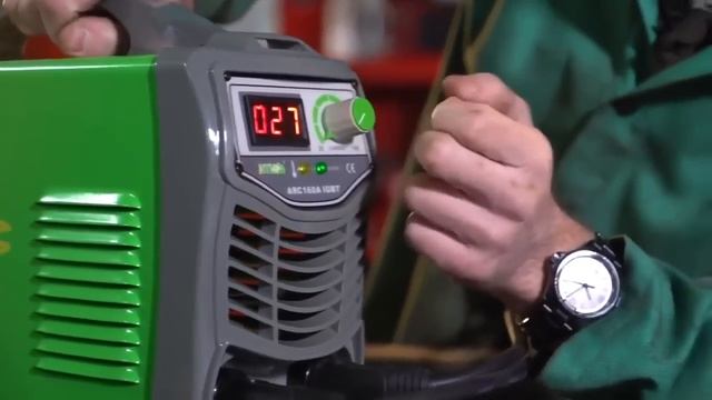 CHEAPEST STICK WELDER ON AMAZON PUT TO THE TEST, IS IT ANY GOOD?!? LOW BUDGET WELDS MADE EASY смотреть онлайн