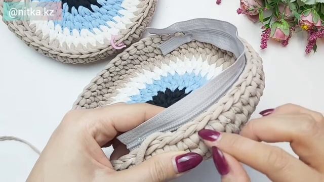 How to sew a zipper to a bag video tutorial Как пришить молнию к сумке Мастер-класс смотреть онлайн