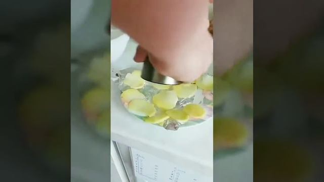 Как сделать полезные Чипсы дома за 5 минут?? / супер вкусные чипсы смотреть онлайн
