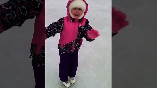 Первый раз на катке. Как научиться кататься на коньках смотреть онлайн