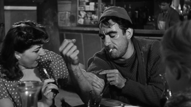 Beyond Neorealism: Fellini's Humanizing Cinema смотреть онлайн