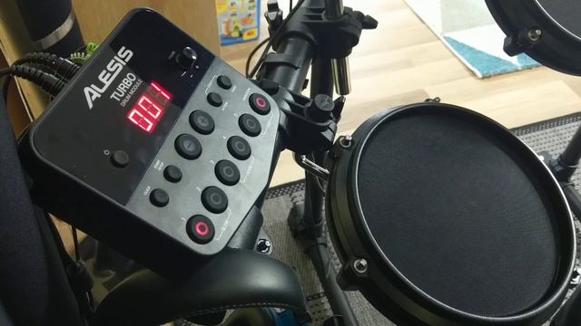 How to use Alesis Turbo Mesh Kit - tutorial for beginners and Beat Check coach functions manual смотреть онлайн