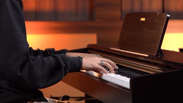 Daniel Caesar - Best Part (feat. H.E.R.) (Piano Cover) | เปียโนไฟฟ้า Yamaha YDP-145 смотреть онлайн