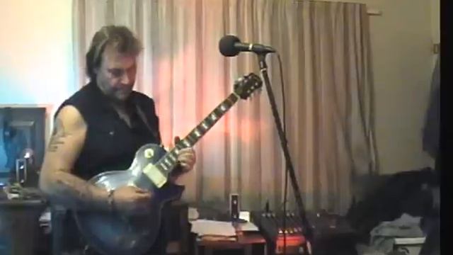 john beazley (THE LONER) смотреть онлайн