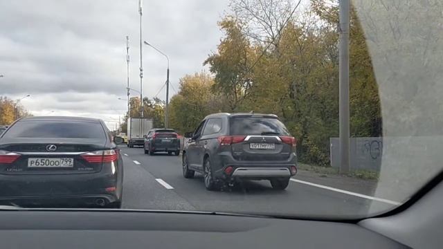 Киргизия, молодая семья покоряет Москву!) Едем и общаемся! Вот так!!! смотреть онлайн