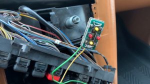 Подключение кнопки ГБО на Mercedes w124