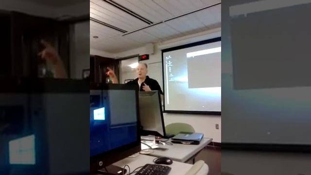 connecting mongodb to python using linux command line to it college students. смотреть онлайн
