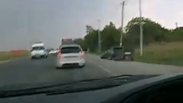 Geely MK- поездка по Ейску! смотреть онлайн