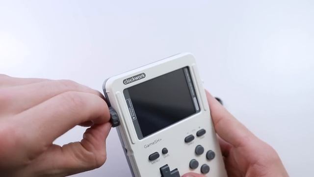 Unboxing The Clockwork GameShell Handheld Console! смотреть онлайн