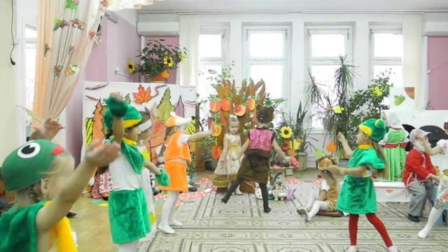 Сказка "Про внучку и собачку Жучку" смотреть онлайн