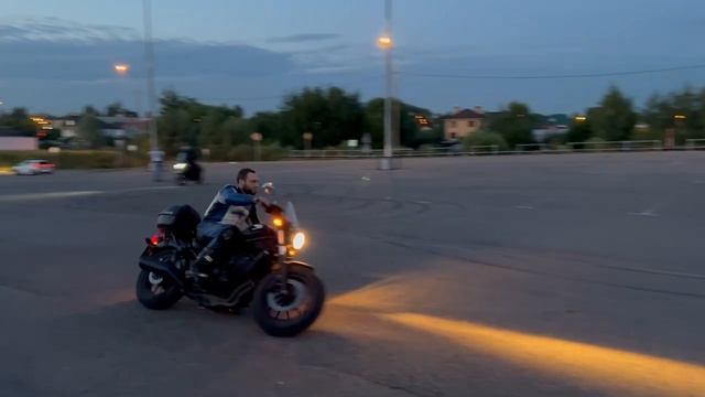 Виктор пускает искры