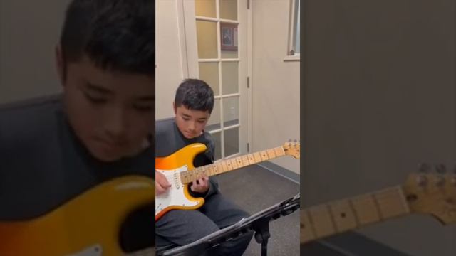Free Bird - Lynyrd Skynyrd (Guitar Solo) смотреть онлайн