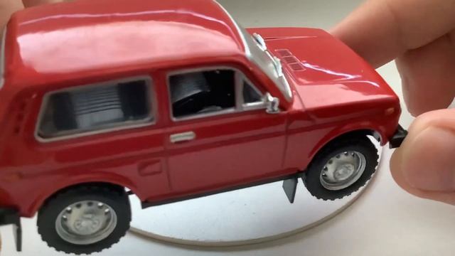 КИТАЙСКАЯ НИВА! ОБЗОР МОДЕЛИ 1:43 ВАЗ 2121 НИВА АВТОЛЕГЕНДЫ СССР ЛУЧШЕЕ №20 смотреть онлайн