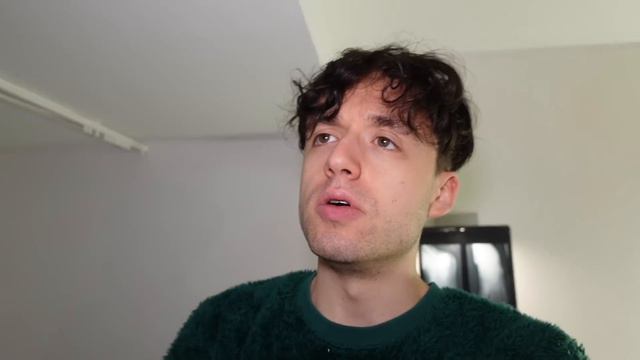 JE SUIS MALADE A CAUSE DU PROF FOU ! - PINK LILY смотреть онлайн