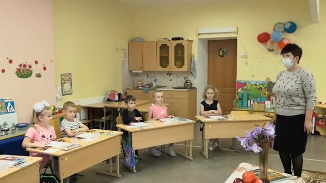 "Летний натюрморт", воспитатели: КретоваЛ.В., Любимова К.В. смотреть онлайн