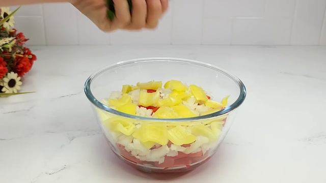 Oh, wie lecker! Ich werde immer so kochen! Hacken Sie einfach die Tomaten🍅! Lecker und einfach! смотреть онлайн