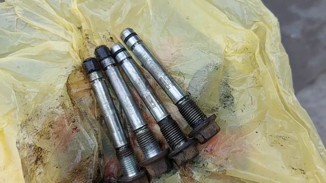 Ищем и устраняем стук в ходовой MITSUBISHI LANCER X (реставрация суппортов) смотреть онлайн