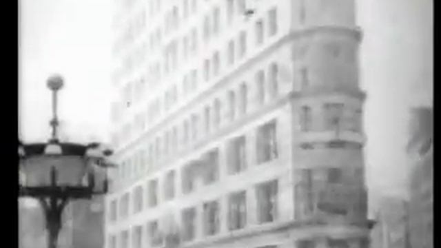 Panorama of New York City's Flatiron Building, October 8, 1902. смотреть онлайн