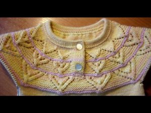3. Круглая кокетка сверху вниз спицами по схеме из японского журнала.