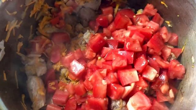 Суп с мясом, овощами и пельменями