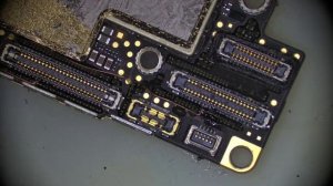 iPhone SE2020 перезагружается каждые 3 минуты  29.05