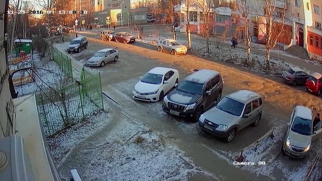 Видео с камеры DS-T100 смотреть онлайн