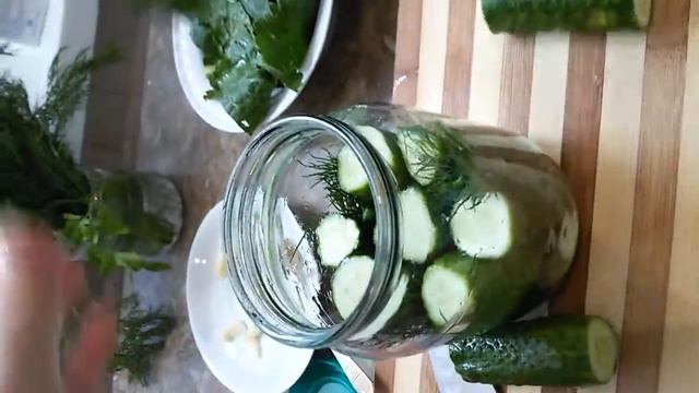 делаем малосольные огурцы пальчики оближешь смотреть онлайн