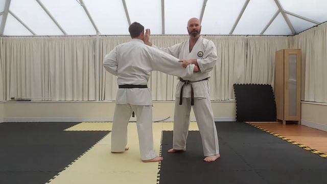 Kakè Uke Bunkai(1)