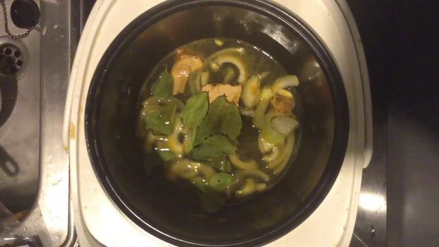 Как приготовить Том Ям? Готовим Том Ям, суп из креветок | Good Food смотреть онлайн