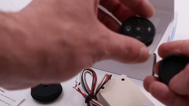 Универсальные кнопки на руль! Беспроводной джойстик управления магнитолой TYPE 2 смотреть онлайн