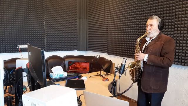 Blinding Lights - Vladimir Nechaev (sax cover) смотреть онлайн