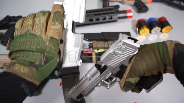 Desert Eagle Shell ejecting Toy Guns Granade Launcher Nerf Gun BlowBack Airsoft M4 ToyGun Collectio смотреть онлайн