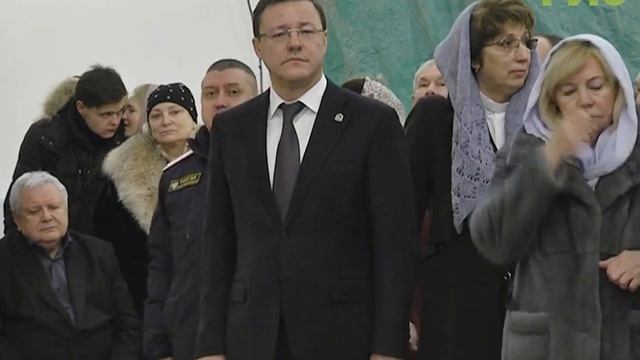 Самарцы отпраздновали один из главных православных праздников - Рождество смотреть онлайн