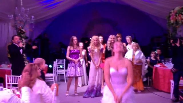 БУКЕТ НЕВЕСТЫ !!! СВАДЬБА ЕЛЕНЫ и ДМИТРИЯ смотреть онлайн