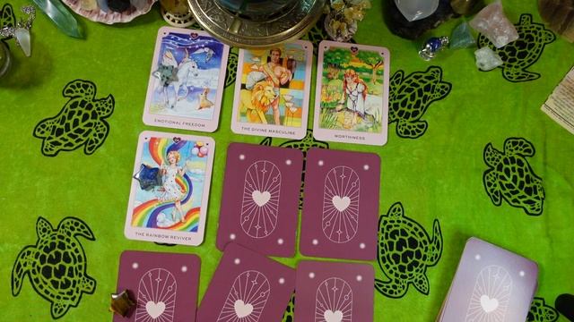 TRUE LOVE ORACLE - 'GUIDANCE FOR THOSE IN A RELATIONSHIP' SPREAD DEMO + A PICK-A-ROW READING FOR YO смотреть онлайн