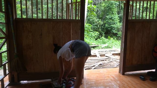 Full Video: Building Complete Wooden House, Skills Paint Colors Wall - Build LOG CABIN, My Bushcraf смотреть онлайн