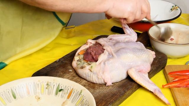 Обалденная Фаршированная Курица в духовке смотреть онлайн