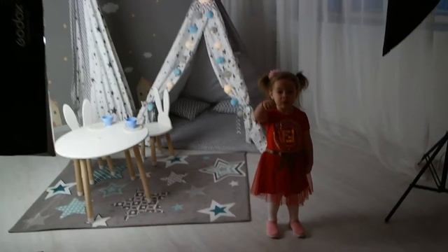 Лук на фотосессию. Фотосессия с ребенком. Саратов 2021.Винни пух.Детская кухня. Инна.День рождения смотреть онлайн