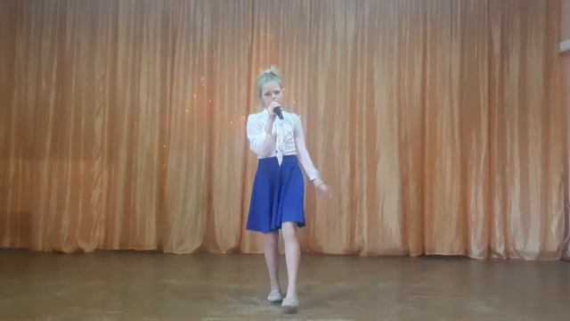 солистка вокального коллектива "Ручеёк" Андращук Алина песня "Я живу в России" смотреть онлайн