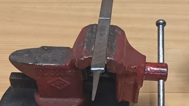 КРУТАЯ САМОДЕЛКА для мастерской!!! Жалею что не сделал раньше!!! смотреть онлайн